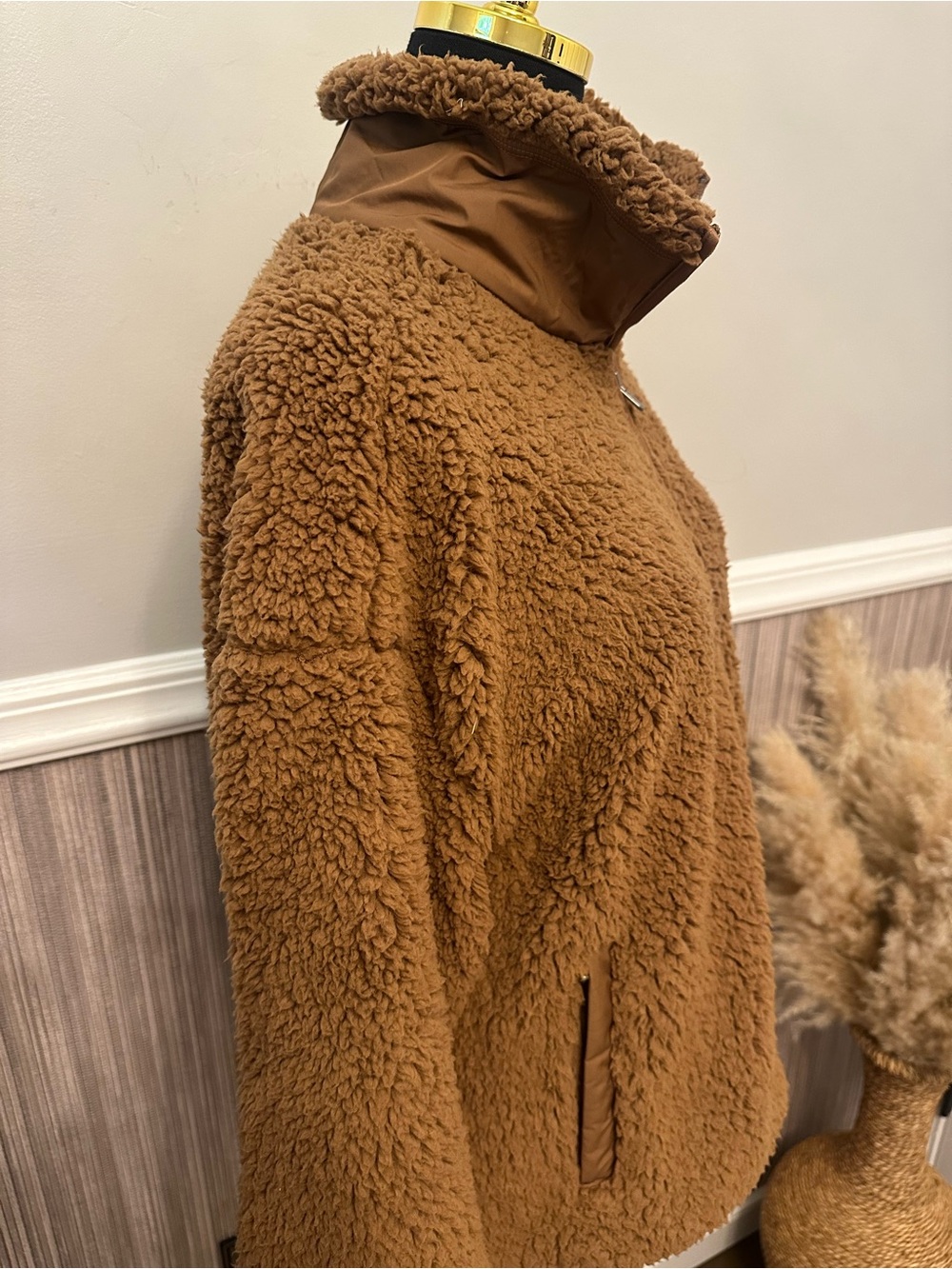 Athleta Sherpa Fleece Jacket Women’s Medium Brown Full Zip Cozy Teddy - Picture 4 of 6